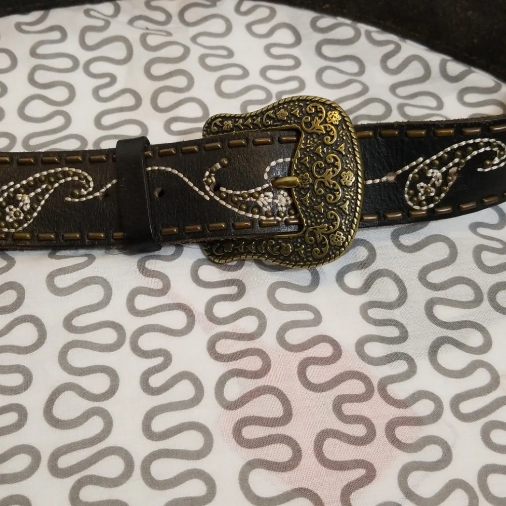 Bill Adler NWOT belt paisley Embroidered size M